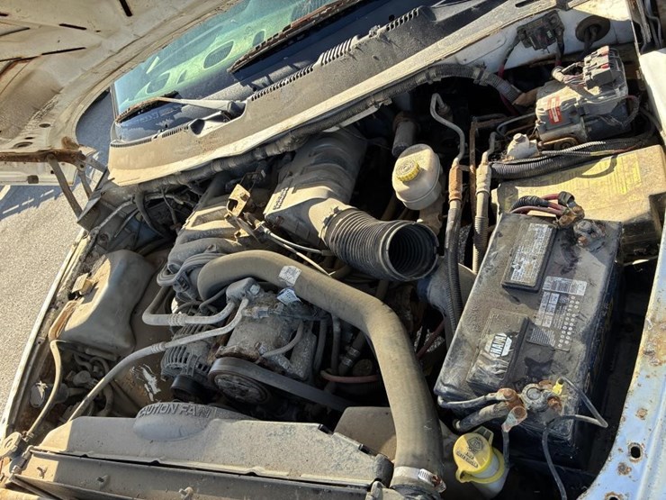 2001-dodge-ram-3500-image-6