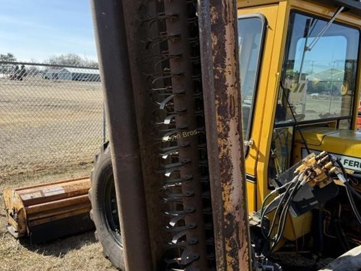 massey-ferguson-253-image-4