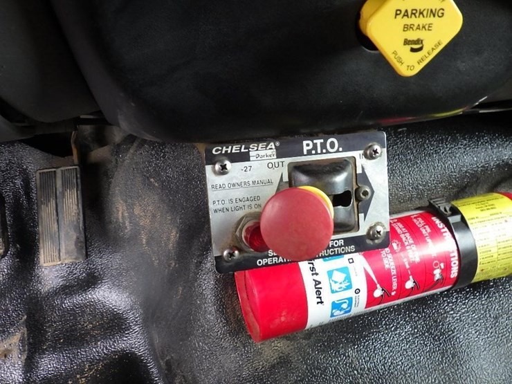 2004-ford-f650-image-48