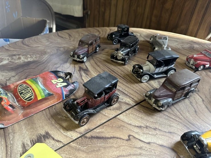 vintage-&-collector-toy-cars-image-4