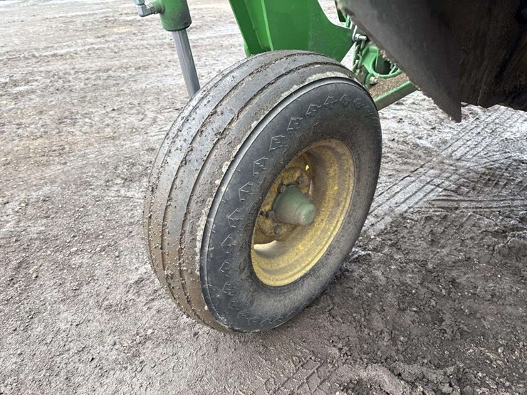 2025-john-deere-s250-image-12