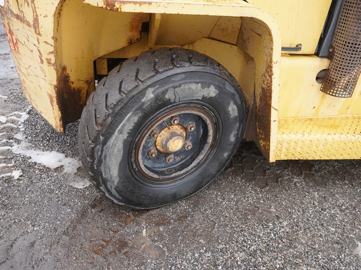 #106-•-hyster-135-forklift-image-40