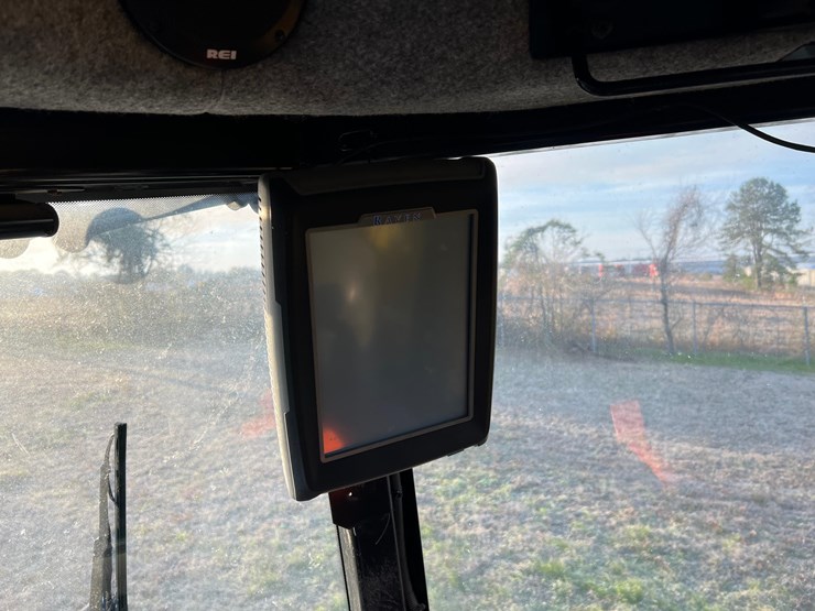 2012-ag-chem-rg1100-image-43