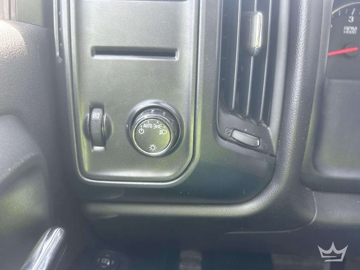 2016-chevrolet-silverado-1500-image-29