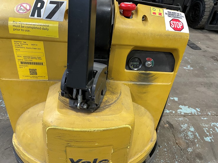 #234-•-2021-yale-electric-pallet-jack-image-11