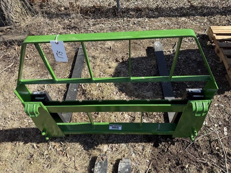 new-kivel-48"-universal-attach-pallet-forks-image-3