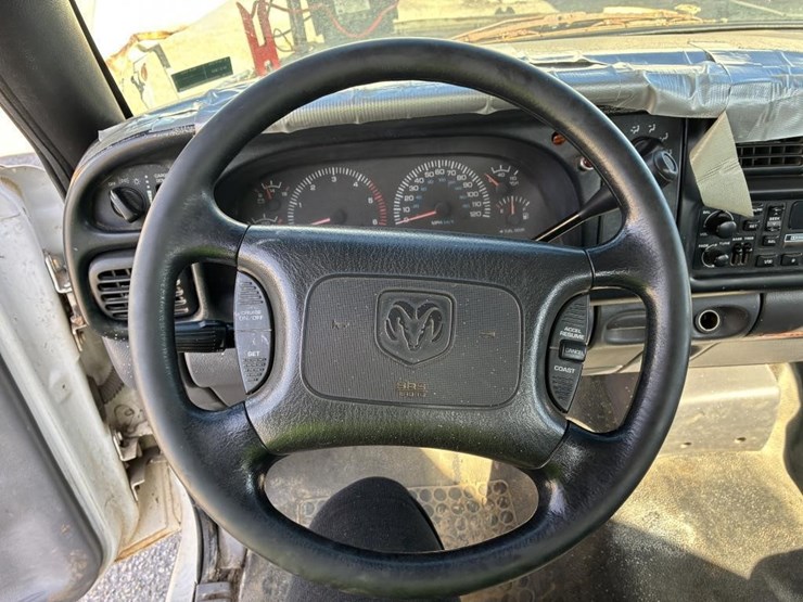 2001-dodge-ram-3500-image-11