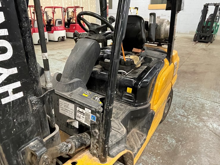 2021-hyundai-25l-9a-image-16