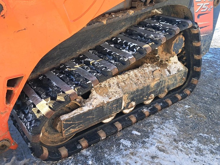 2015-kubota-svl75-2-image-18