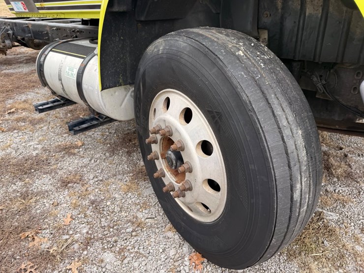 2012-international-durastar-4300-image-17