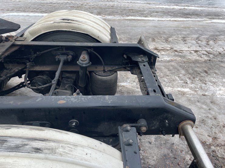 2022-kenworth-t680-image-19