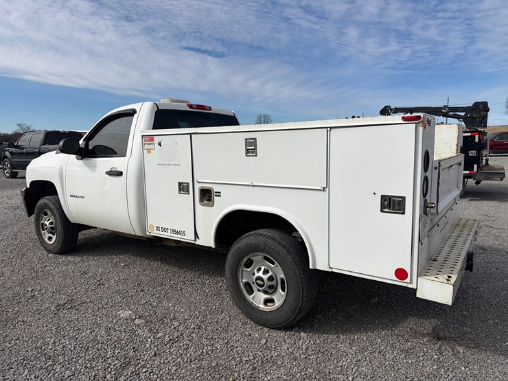 2014-chevrolet-2500hd-image-6