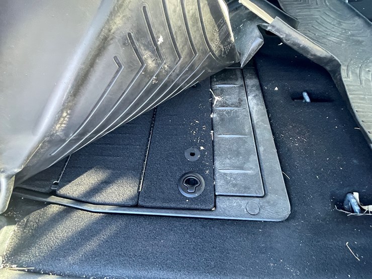 2013-dodge-grand-caravan-image-35