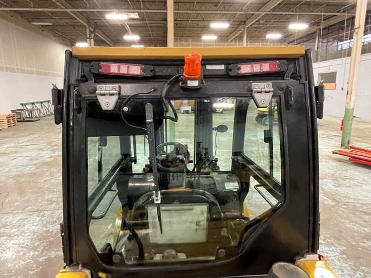 2012-caterpillar-p10000-image-22