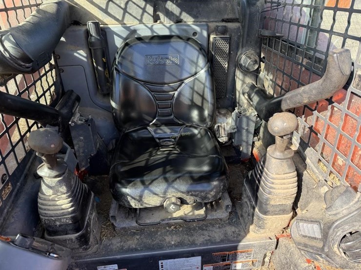 kubota-ssv65-image-8