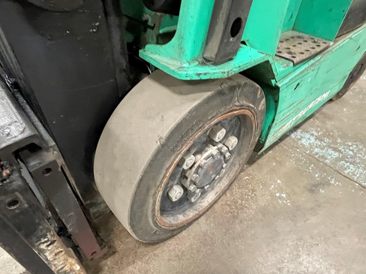 #166-•-2014-mitsubishi-electric-forklift-image-14