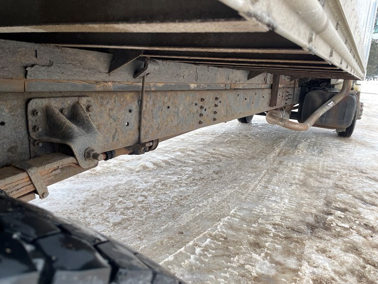 2001-caterpillar-3126-image-28