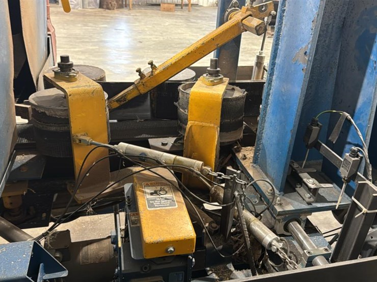 #135-•-2007-baker-double-head-resaw-image-13