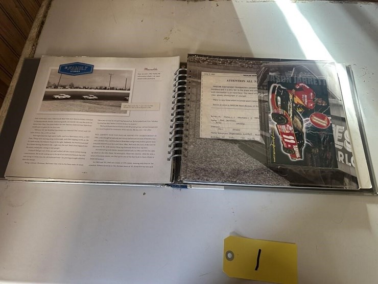 vintage-nascar-sports-memorabilia-image-2
