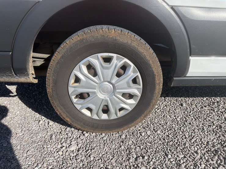 2017-ford-transit-image-11