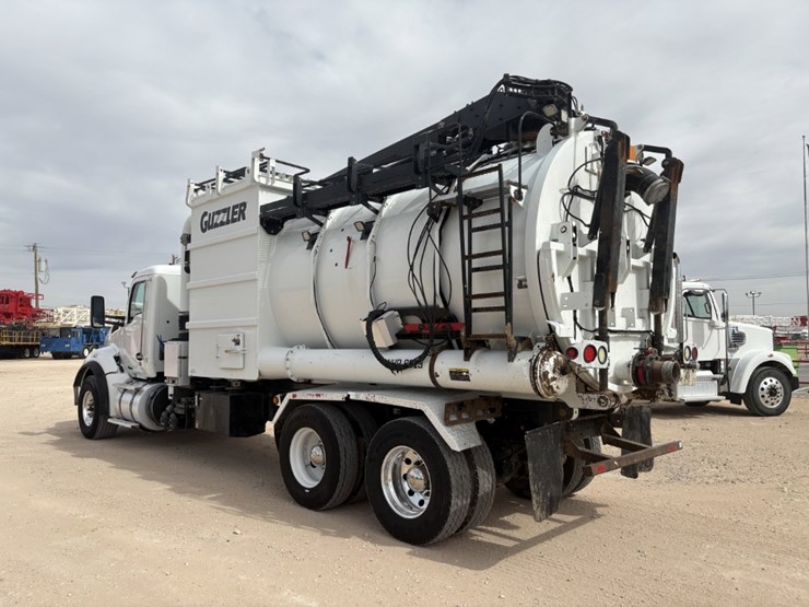 2018-kenworth-t880-image-5