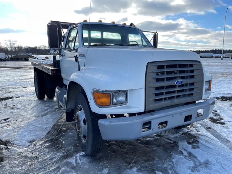 1995-ford-f750-image-6