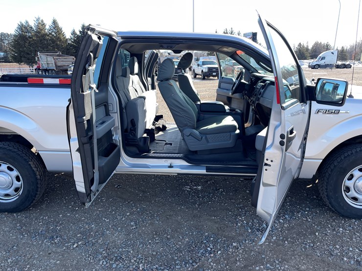 2014-ford-f150-xl-image-21