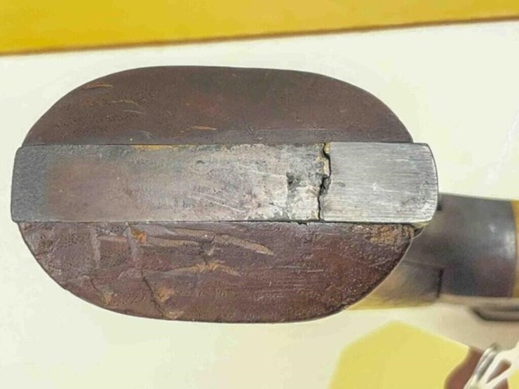 remington's-revolver-image-25