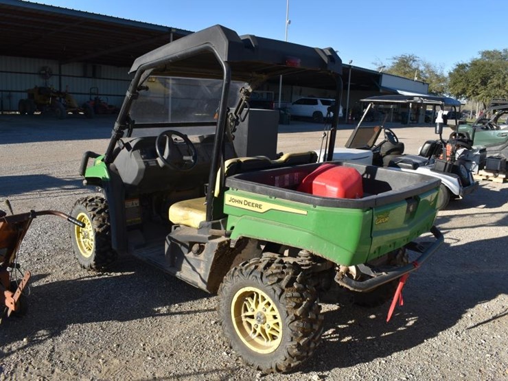 2021-john-deere-370-image-4