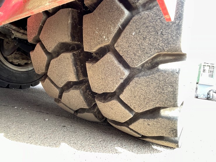 #106-•-2018-kalmar-dcg-120-12-diesel-forklift-image-43