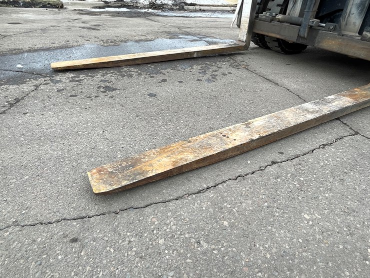 2018-caterpillar-dp135-image-10