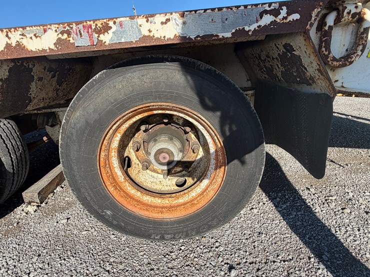 #30964-•-2004-ferree-lt-35t-tandem-axle-lowboy-trailer-image-11