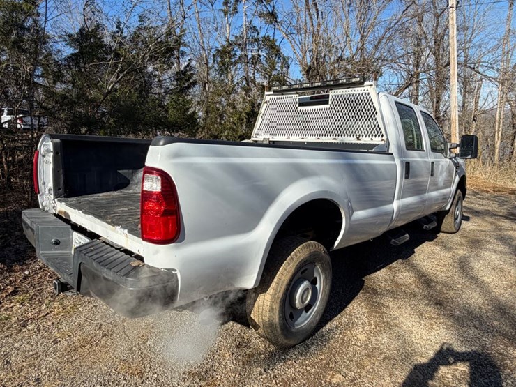 2010-ford-f350-image-3