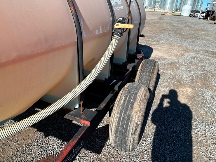 adams-nurse-trailer-tank-image-16