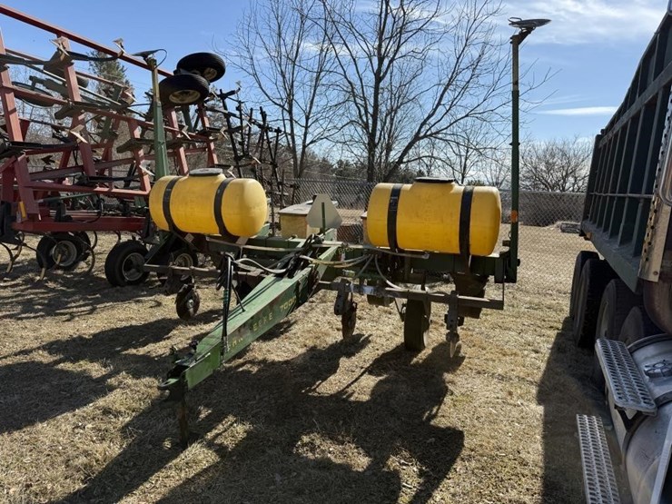 john-deere-7000-image-2