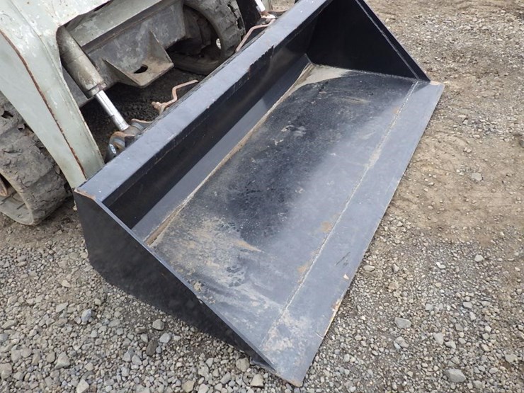 2012-takeuchi-tl230-image-13