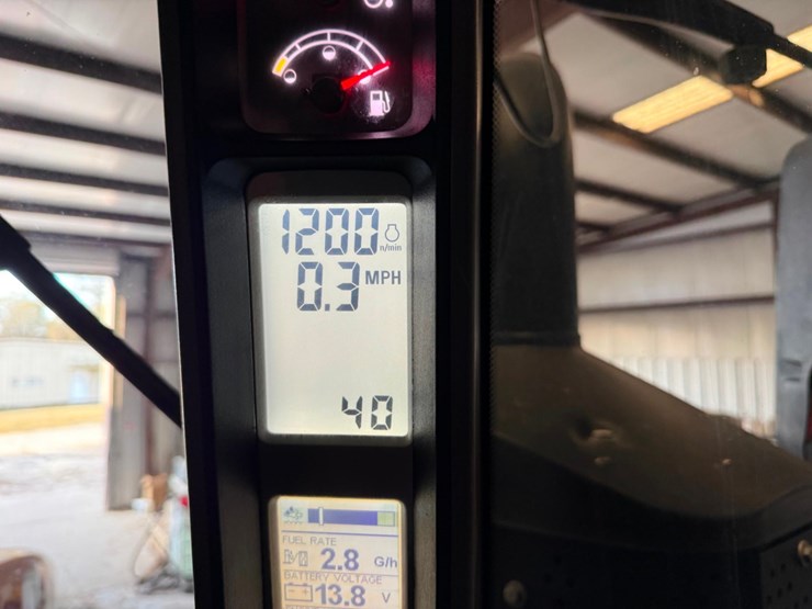 2022-white-251-image-55