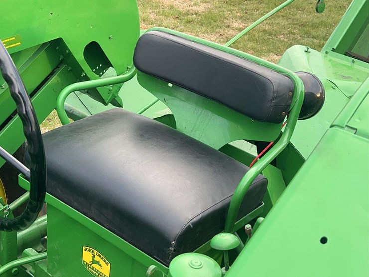 john-deere-227-image-92