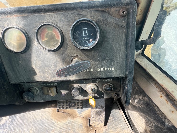 1992-john-deere-644-image-30