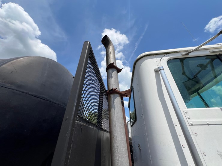 1996-international-a-image-32