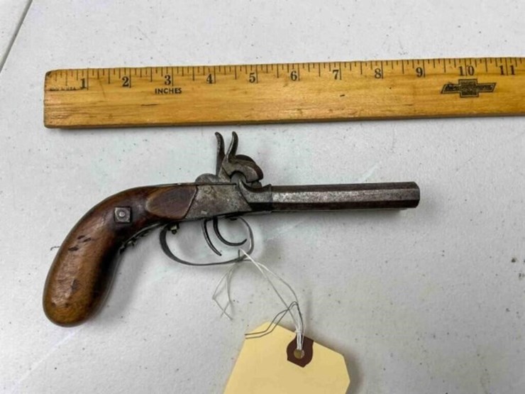 vintage-pistol-image-11