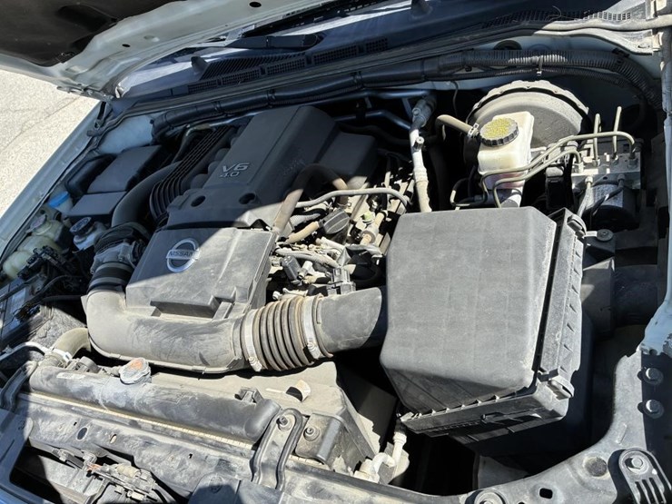 2018-nissan-frontier-sv-image-6