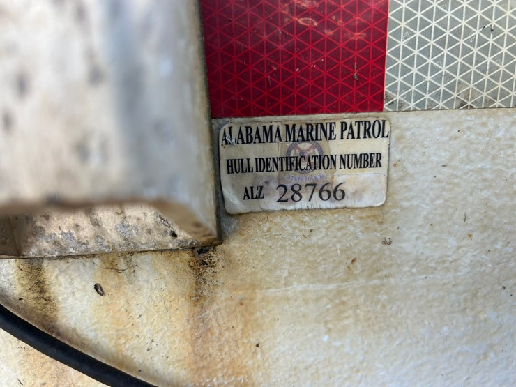 #1416-•-21-foot-cat-work-boat-|-no-title-image-15