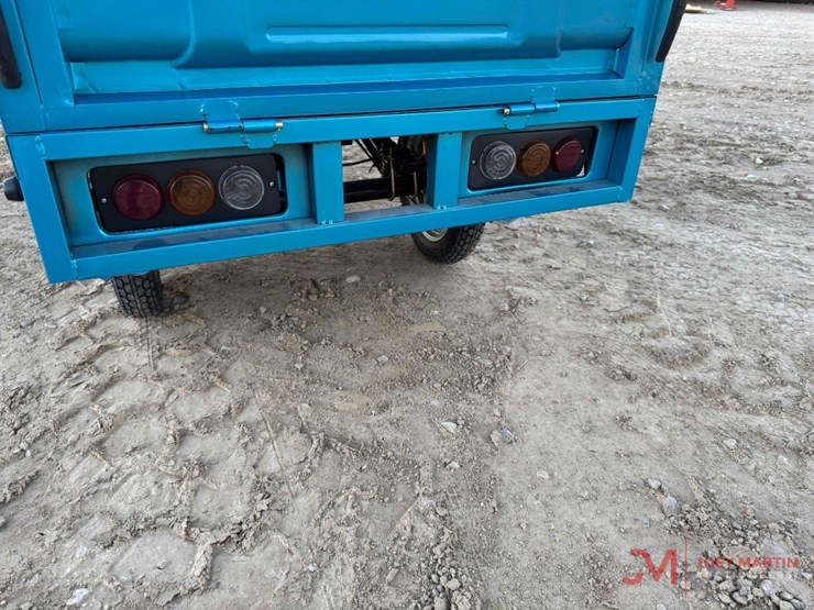 new-3-wheeled-electric-golf-cart-image-7