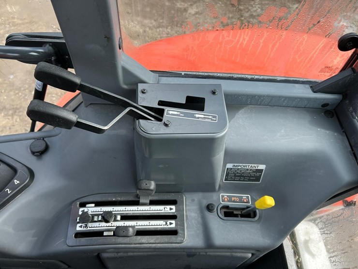 2019-kubota-m6s-111-image-23