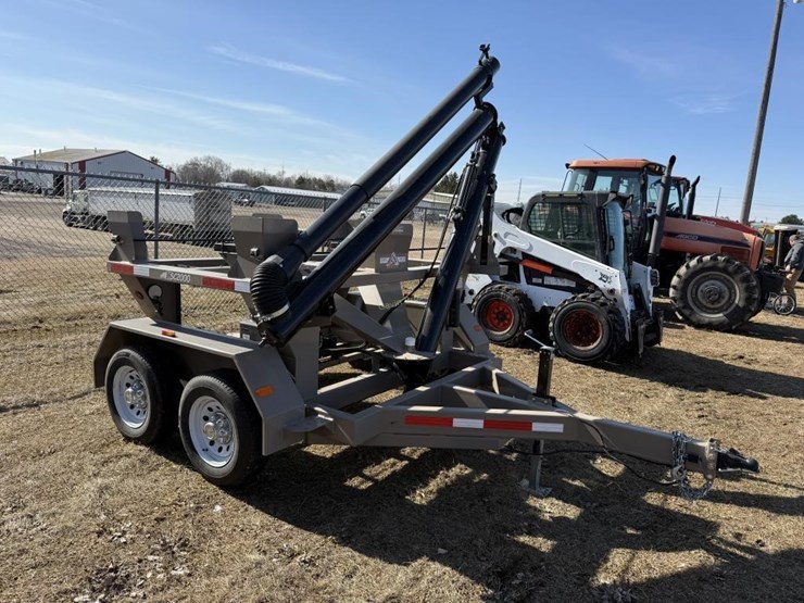 2024-travis-]-image-3