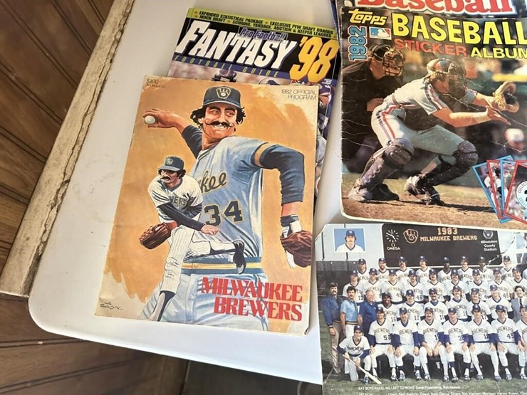 vintage-pro-sports-cards-&-graphic-magazines-image-6