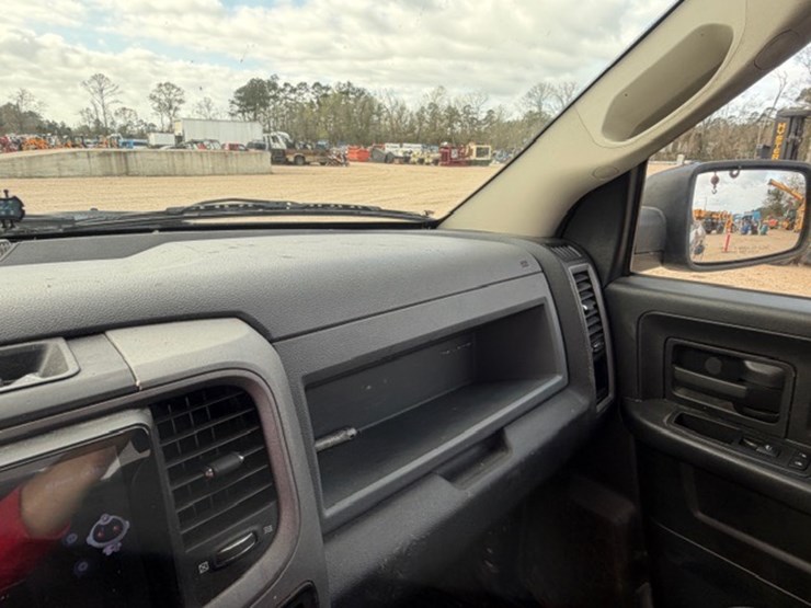 2014-dodge-ram-1500-image-44