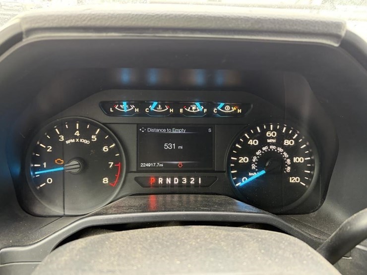 2016-ford-f150-image-15