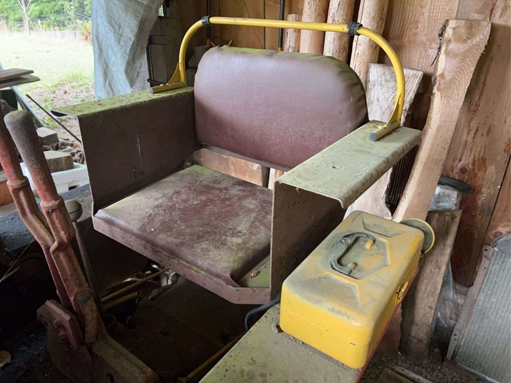 atc-terratrac-gt-30-crawler-image-24